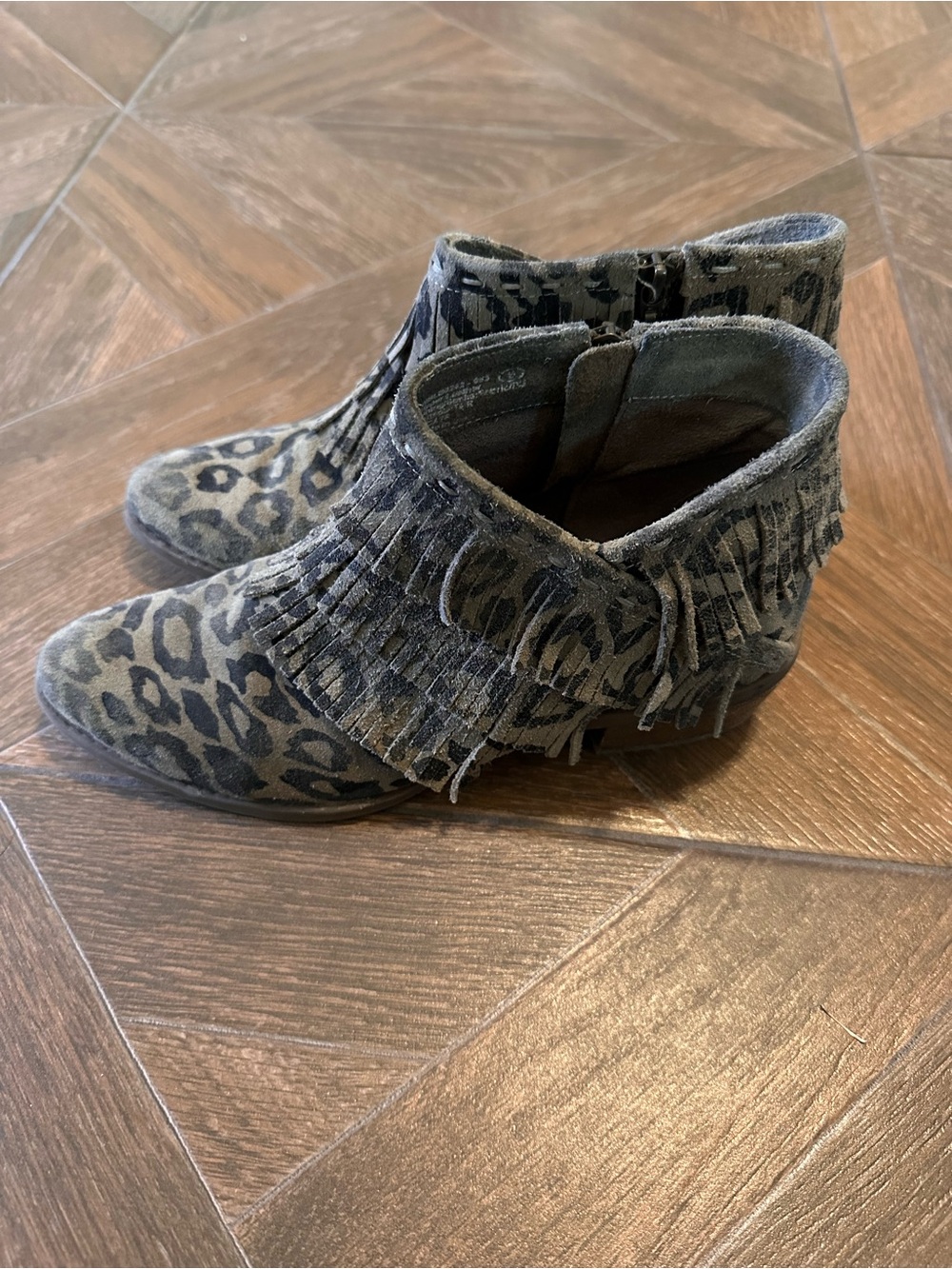 Leopard Print Fringe Ankle Booties - Gray